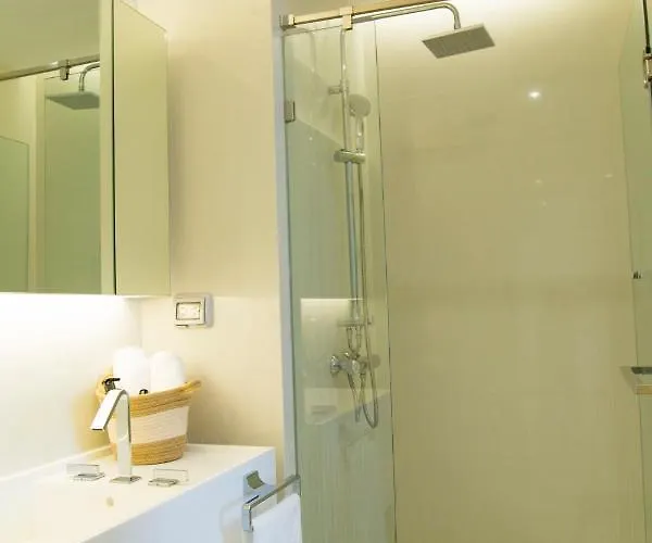 Sukhumvit 11#luxury#pool#gym#bts Nana&mrt Sukhumvit#1br#max4ppl Appartement Bangkok
