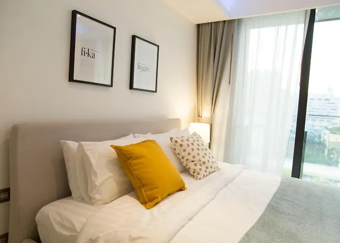 Appartement Sukhumvit 11#luxury#pool#gym#bts Nana&mrt Sukhumvit#1br#max4ppl *