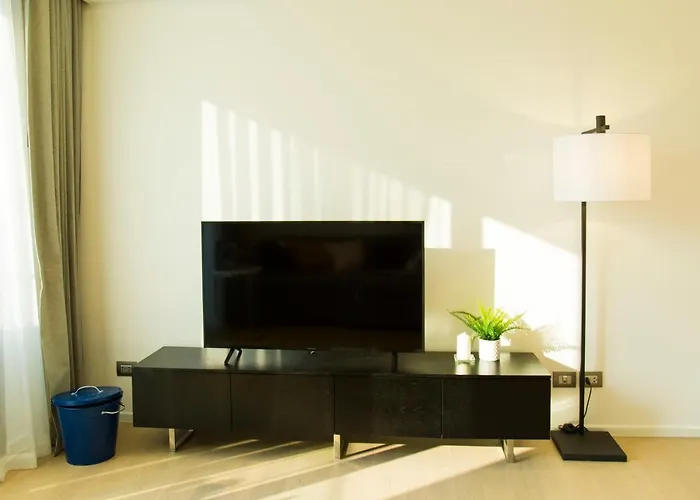 Appartement Sukhumvit 11#luxury#pool#gym#bts Nana&mrt Sukhumvit#1br#max4ppl Bangkok