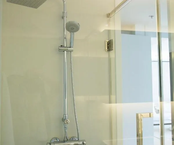 Sukhumvit 11#luxury#pool#gym#bts Nana&mrt Sukhumvit#1br#max4ppl Appartement