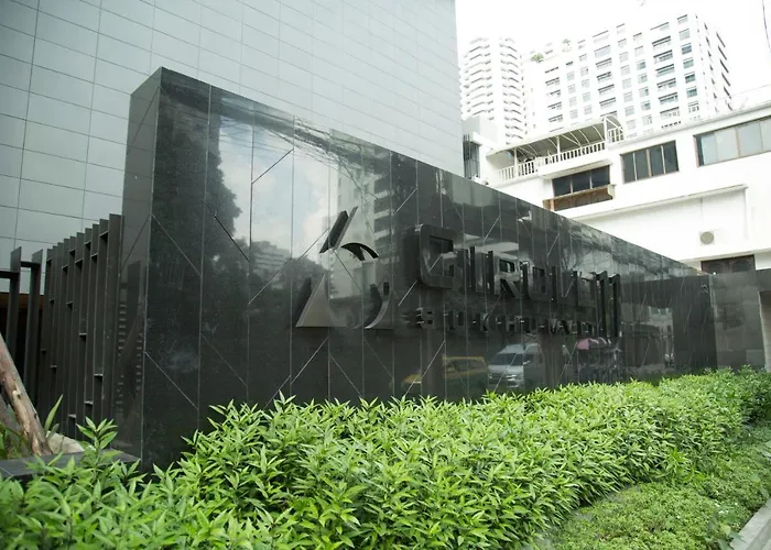 Sukhumvit 11#luxury#pool#gym#bts Nana&mrt Sukhumvit#1br#max4ppl * Bangkok