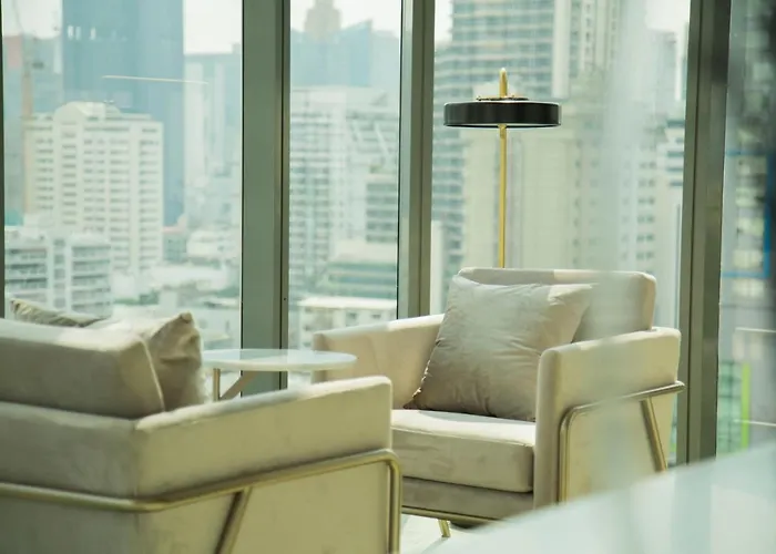 Sukhumvit 11#luxury#pool#gym#bts Nana&mrt Sukhumvit#1br#max4ppl Appartement