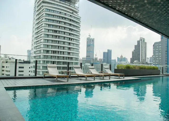 Sukhumvit 11#luxury#pool#gym#bts Nana&mrt Sukhumvit#1br#max4ppl Appartement *