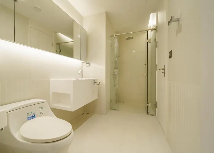 Appartement Sukhumvit 11#luxury#pool#gym#bts Nana&mrt Sukhumvit#1br#max4ppl *
